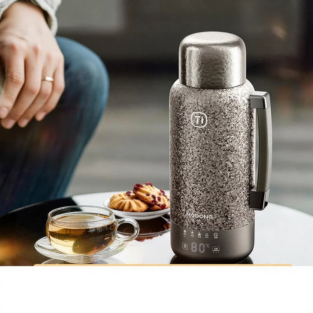 Čistý titánový elektrický ohrievací hrnček s izoláciou 1200 ml