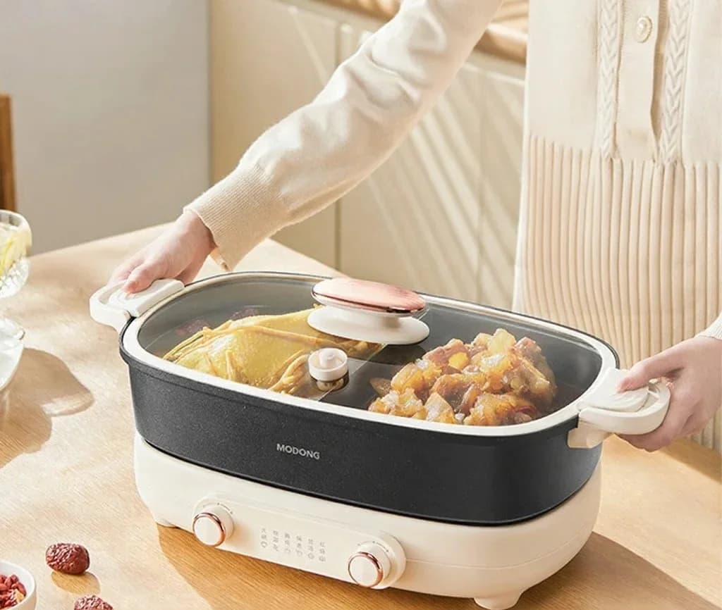 Delený elektrický hot pot 7L s nezávislou reguláciou teploty v dvoch zónach