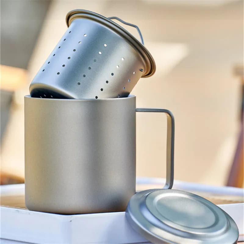 450ml čistý titánový hrnček s infuzérom na čaj